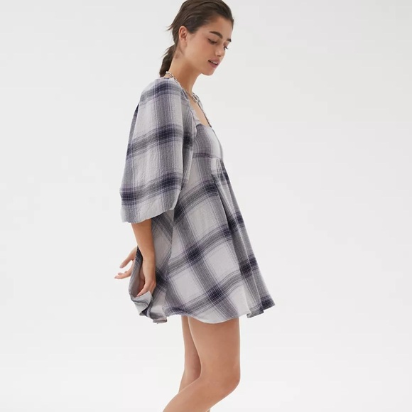 URBAN OUTFITTERS UO Lachlan Flannel Smocked Mini Dress - Picture 1 of 13